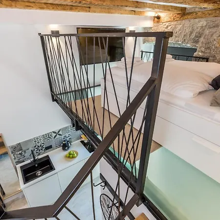 Apartman Lapis